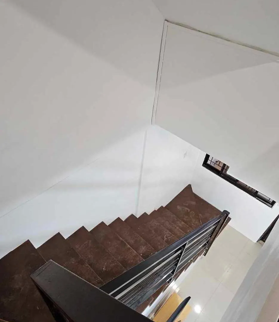 2 Storey House W 2 Bedroom And Own Parking Manila