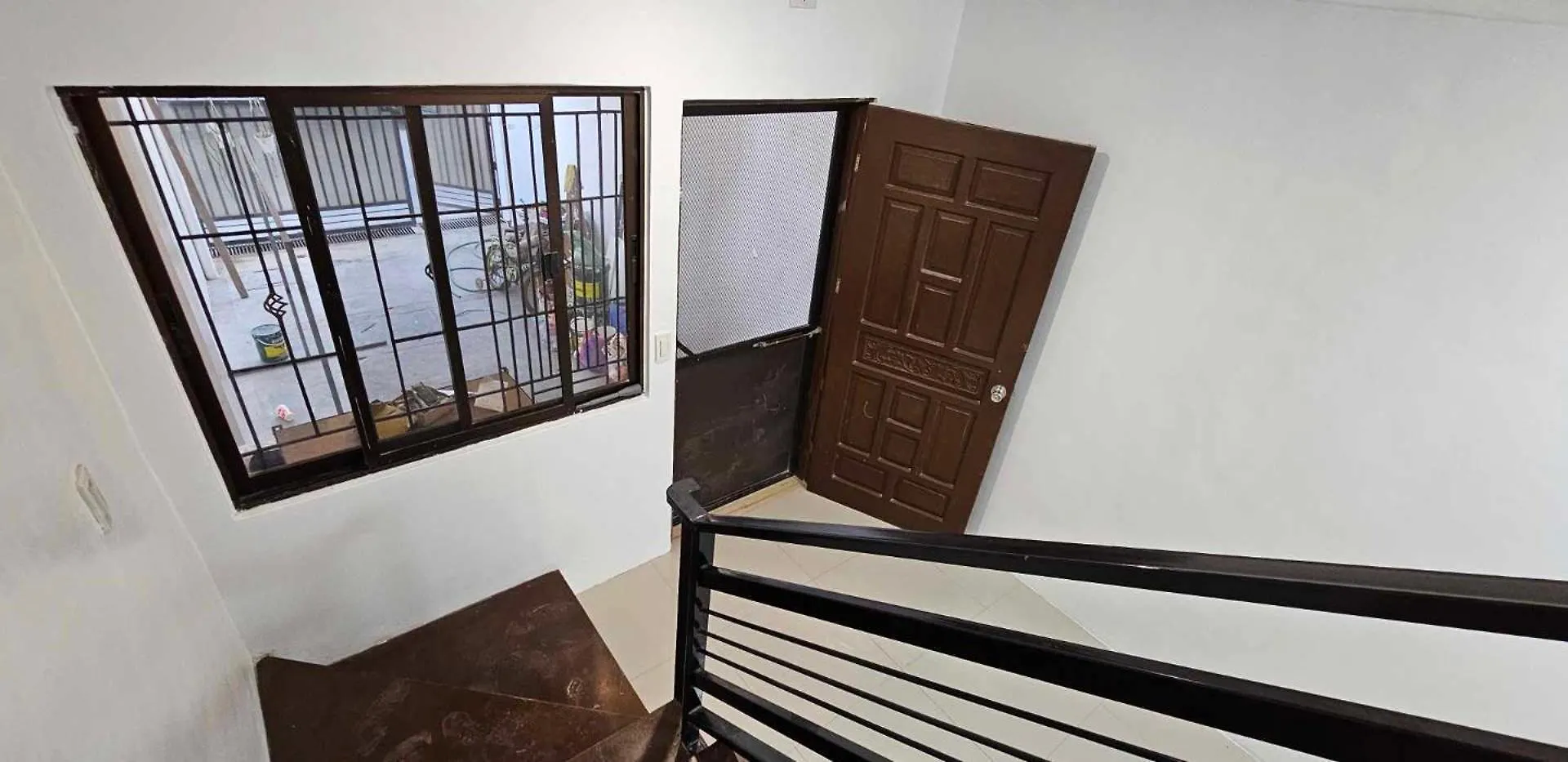 2 Storey House W 2 Bedroom And Own Parking Manila